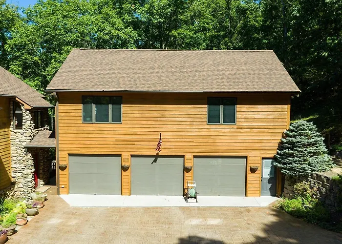 503 Webb Cove Rd